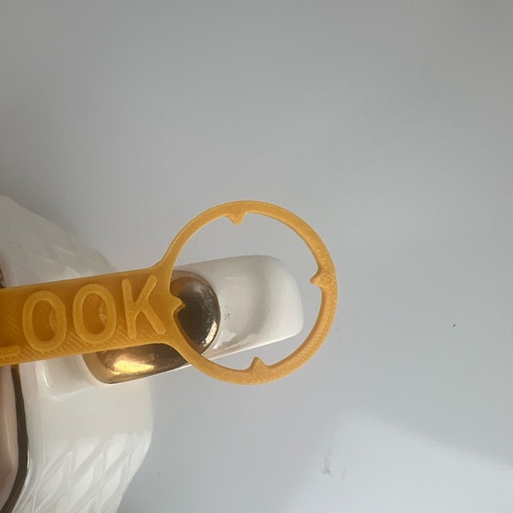 All The Trimmings Japan Tea Set with 6 Canada made Glasses, Teapot & 2 Teacups - Picture 13 of 16